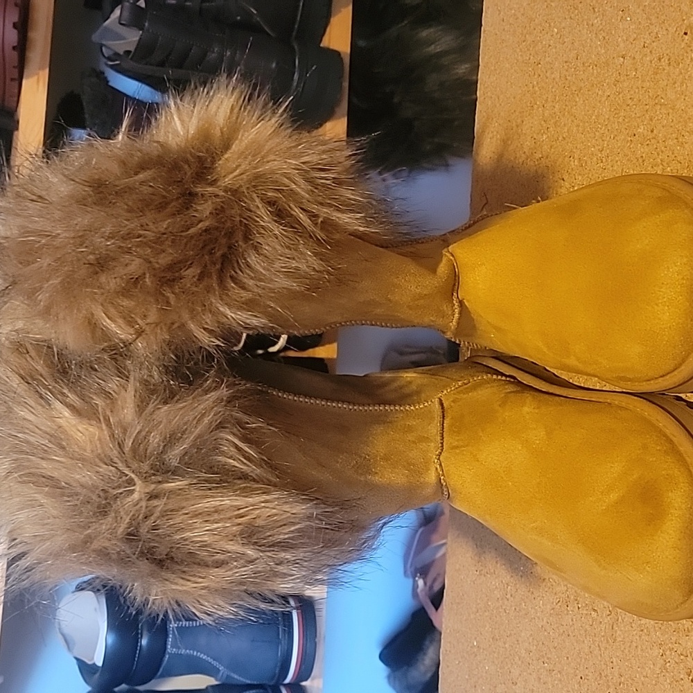 womens Gold colored, suede material, size 9 boots